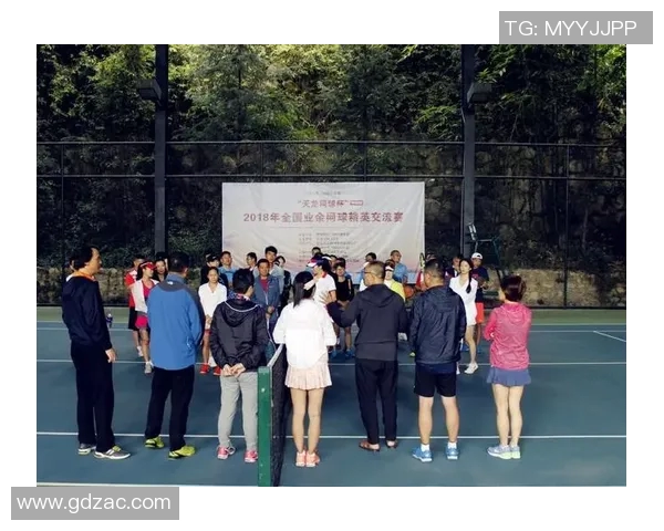 武汉网球队与成都网球队赛后战术分析与复盘总结